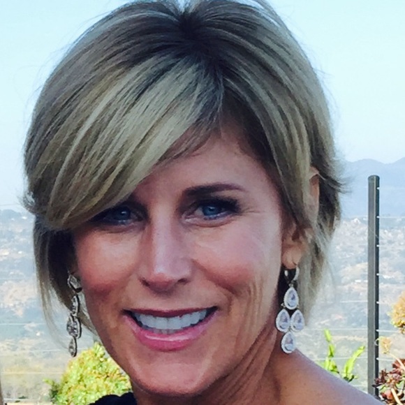 Meet your Posher, Cynthia - Picture 1 of 1